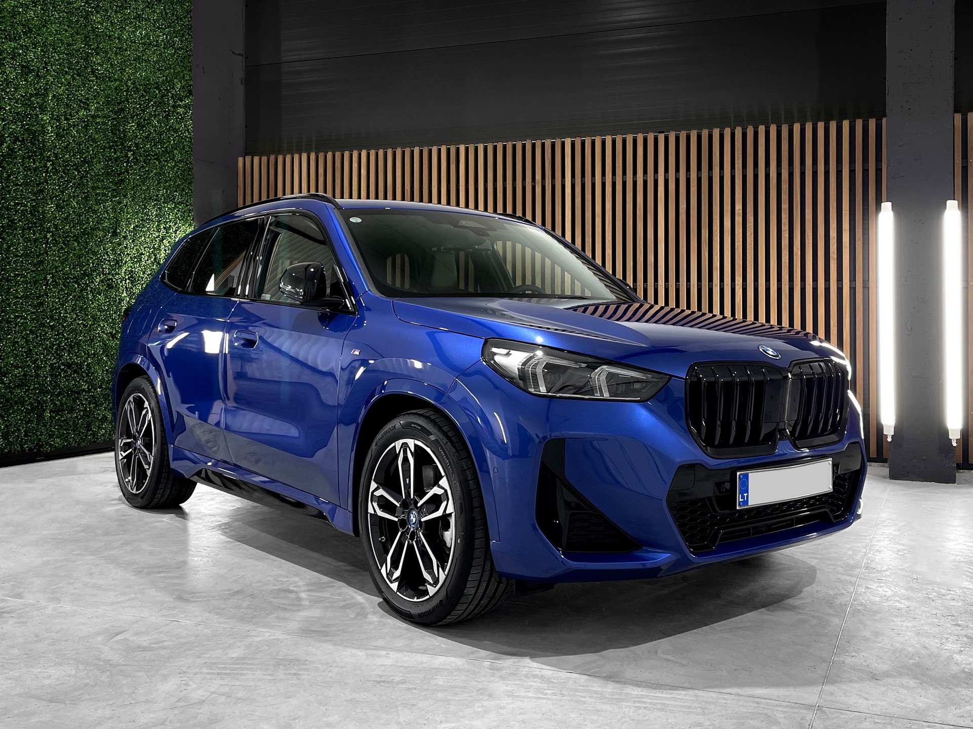 BMW